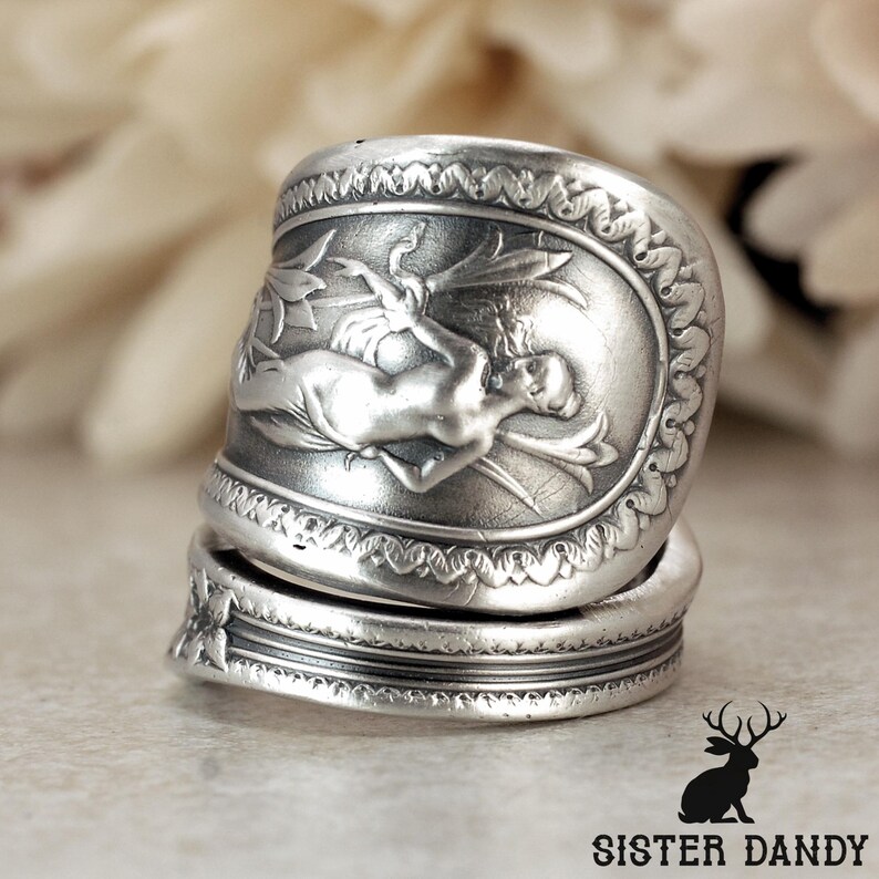 Sister Dandy 925 Sterling Silver Goddess Spoon Ring