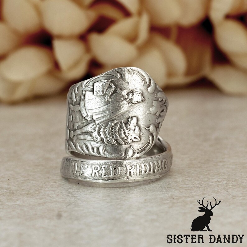 Sister Dandy 925 Sterling Silver Little Red Riding Hood and Wolf ring.